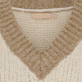 MARTA DU CHATEAU Marta du Chateau dam stickad väst MdcMie 3371 Vest Beige/Camel/Orange