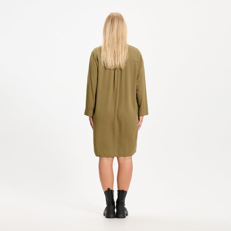 MARTA DU CHATEAU Marta du chateau dam klänning 2608 Dress Olive