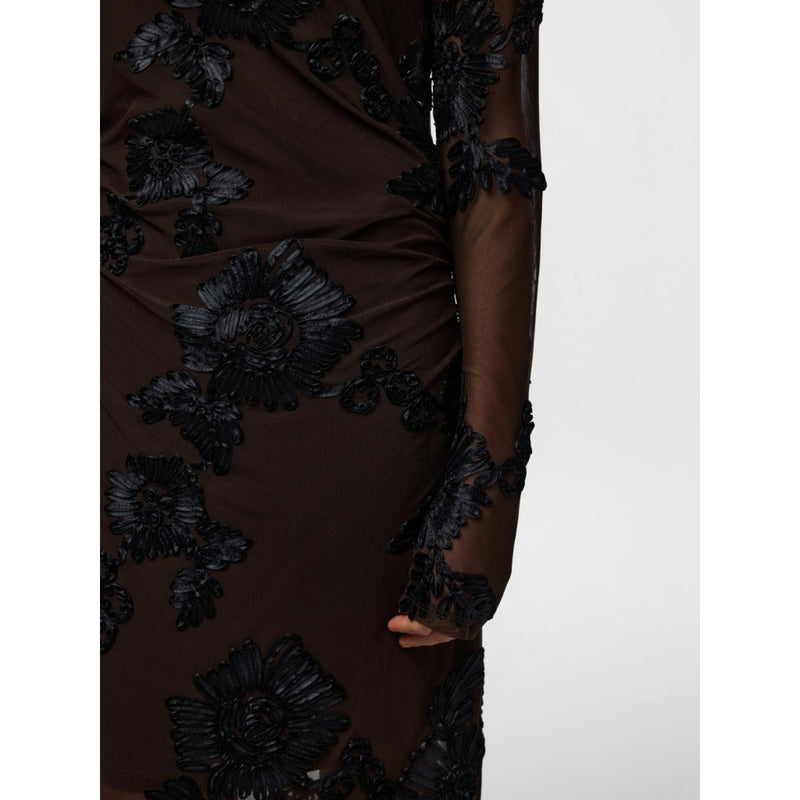 PIECES PIECES Dam klänning PCOffia Dress Delicioso Black Satin Band