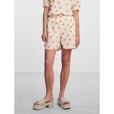 PIECES PIECES dam shorts PCADDI Shorts Cloud Cream FLAME ORANGE DOTS