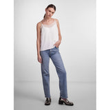 PIECES Pieces dam PCTIFFANY STRAP LACE TOP NOOS BC Restudsalg Cloud Dancer