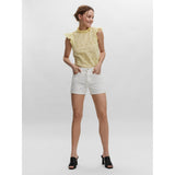 Vero Moda Vero Moda dam denim shorts VMNINETEEN Restudsalg Cloud Dancer