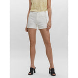 Vero Moda Vero Moda dam denim shorts VMNINETEEN Restudsalg Cloud Dancer