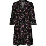Vero Moda Vero Moda dam klänningVMEASY Dress Black Aop Mille