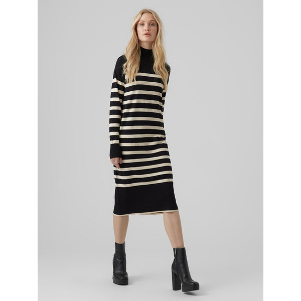 Vero Moda Vero Moda dam klänningVMHAPPINESS Restudsalg Black W. BIRCH